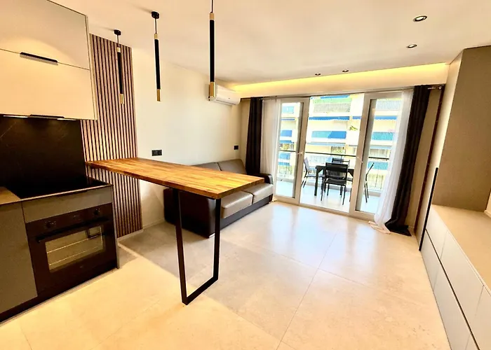 Lejlighed Les Pins - For 2 People - Wifi & Parking